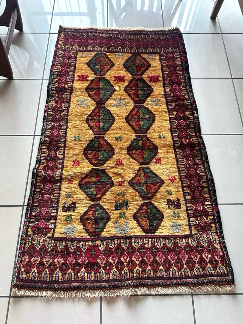 126×74 ヴィンテージラグ　手織ラグ　トライバルラグ