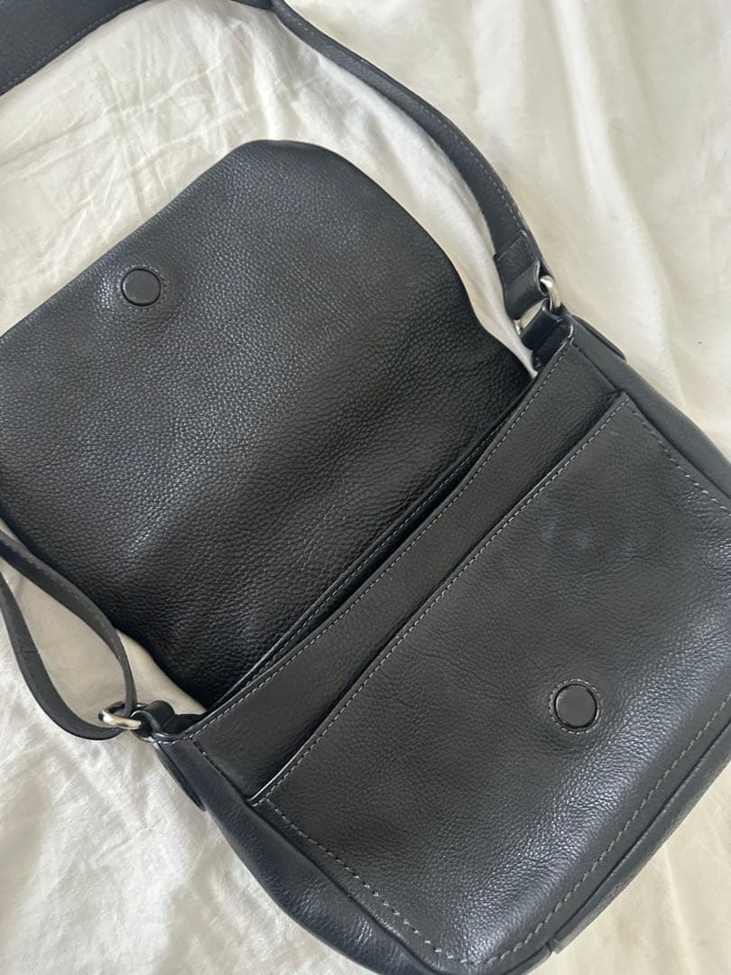 土屋鞄 トーンオイルヌメミディアムショルダー 黒