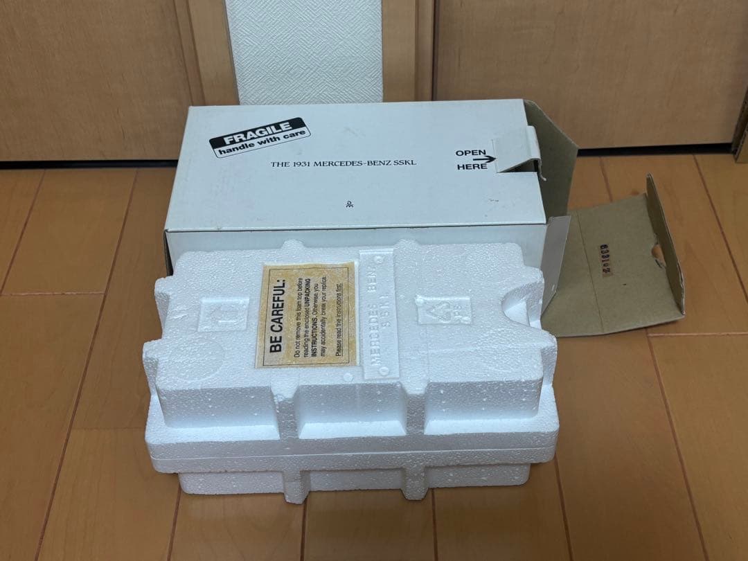 1/24 1931 メルセデス・ベンツ　SSKL あのルパン三世の愛車・？