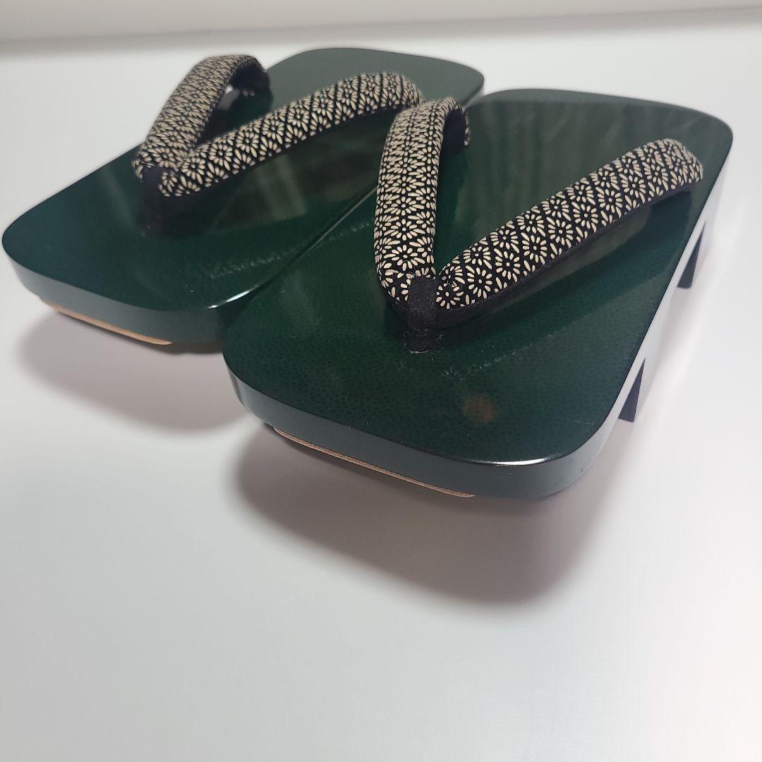 高級下駄　青森　津軽塗　七々子塗　深緑　二枚歯　8寸　鼻緒　印伝　菱菊文様