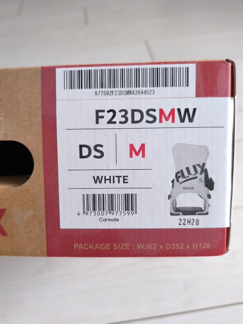 【箱・保証書付】FLUX DS 22-23モデル Mサイズ WHITE