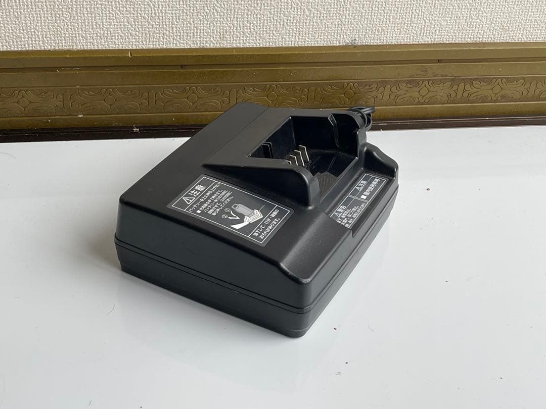 Panasonic NKJ073Z電動自転車用 充電器 黒