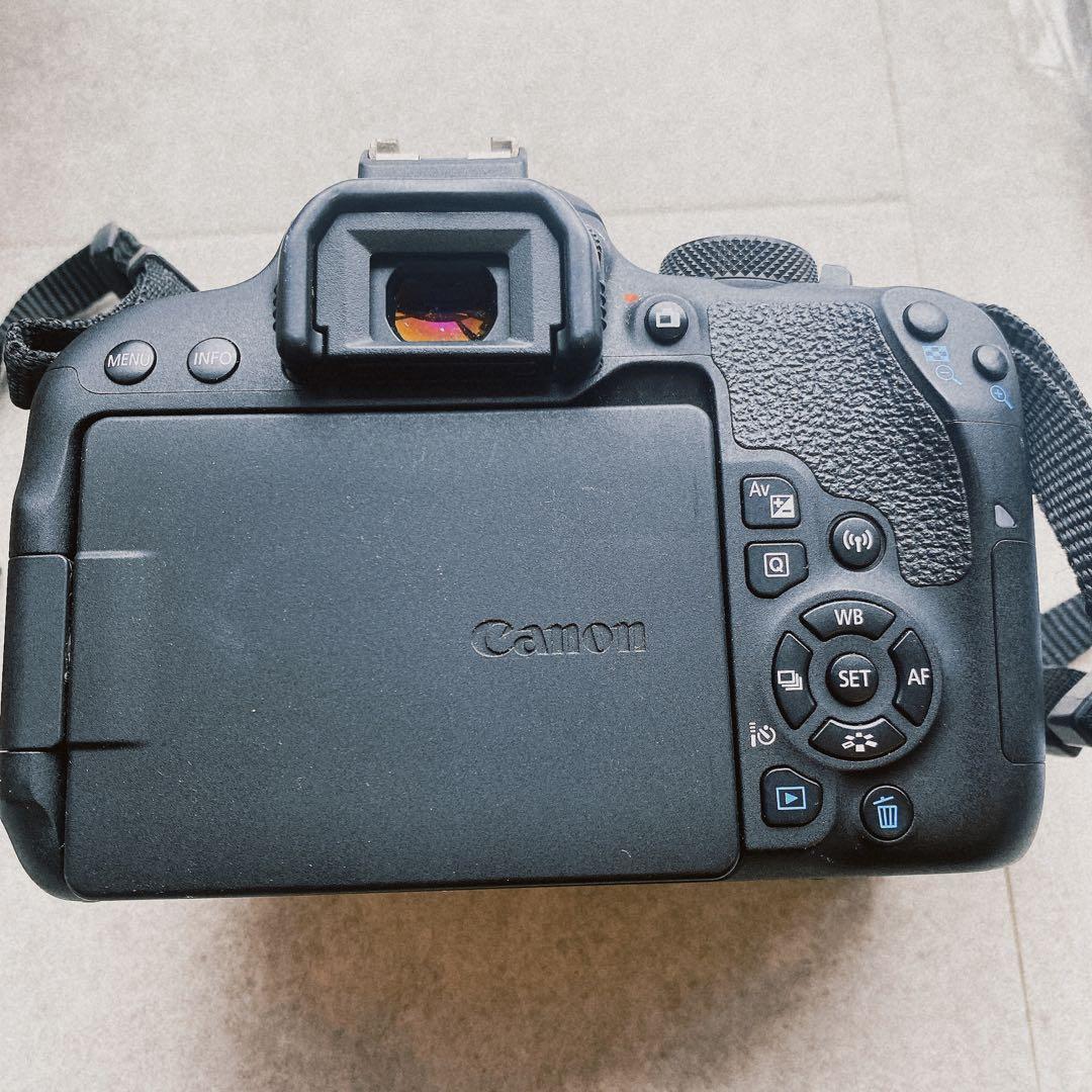 Canon EOS Kiss x9i レンズ・充電器・バッテリー2個付き