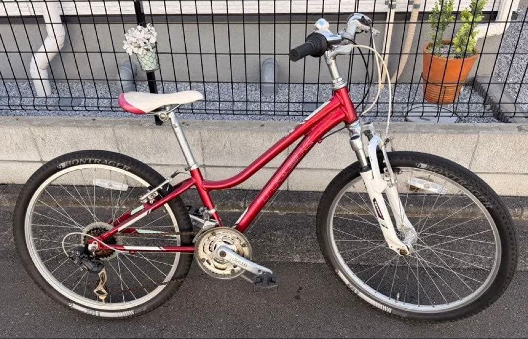 【立川市近郊引渡し】Trek マウンテンバイクMT220 24インチ　キッズ