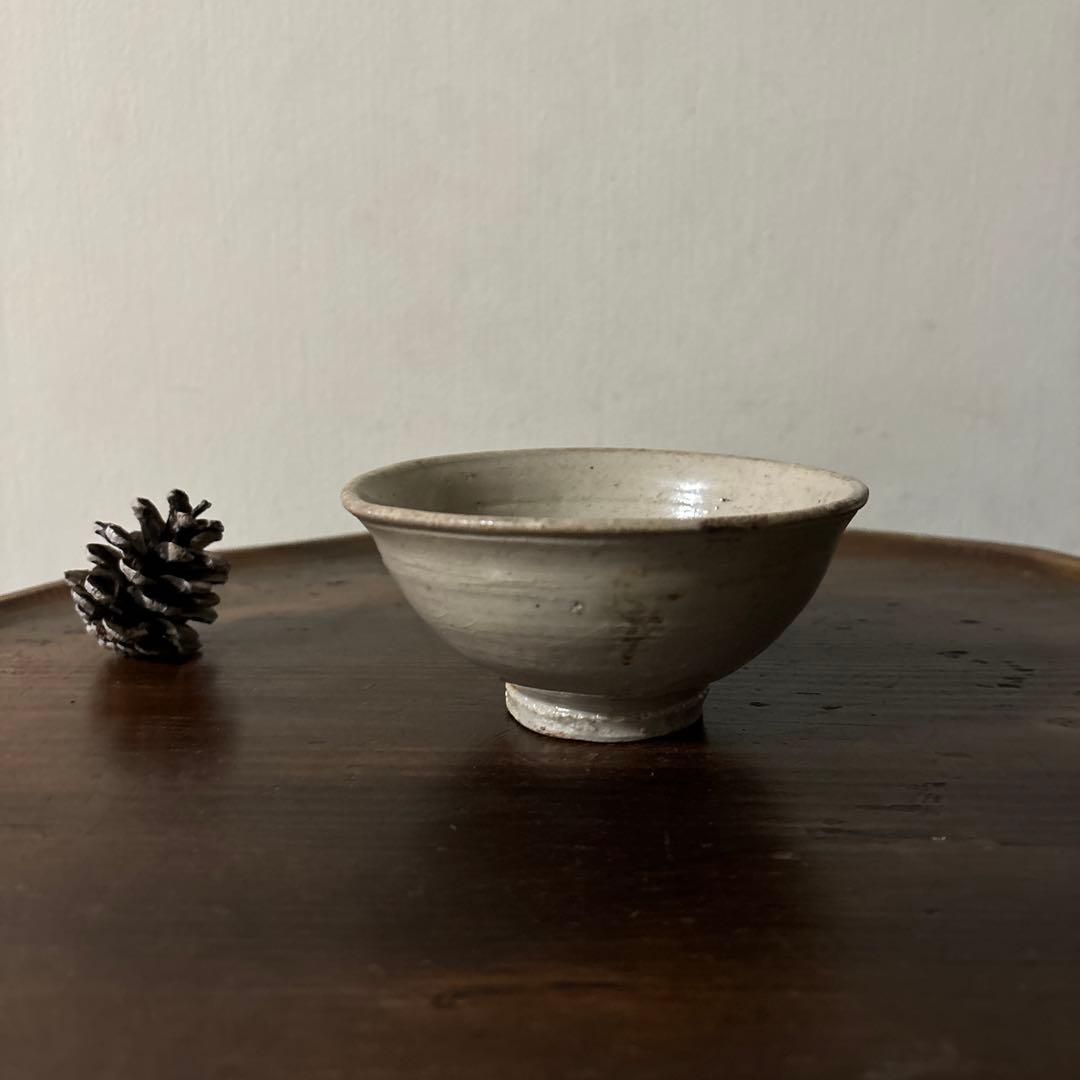 李朝小鉢　堅手　白磁　小服茶碗　大盃　韓国アンティーク　古道具　古民芸　古陶磁