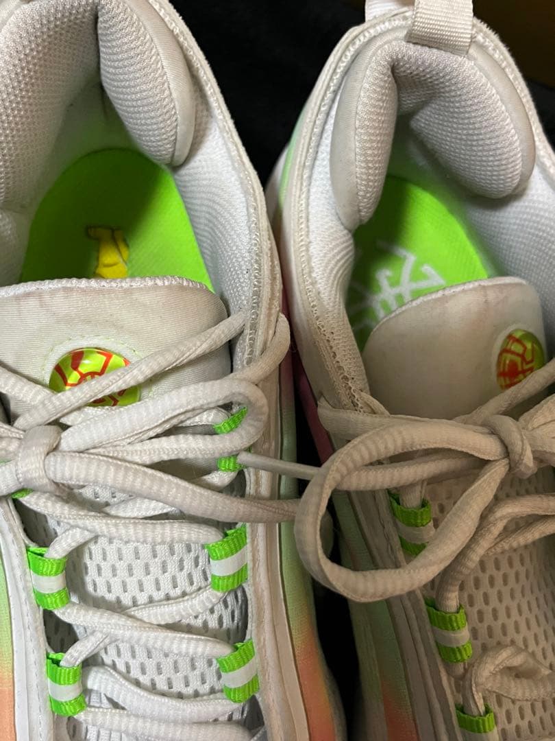 adidas DON ISSUE 6 HARIBOコラボ シューズ