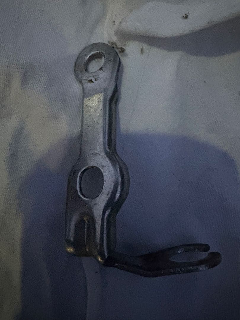 cbx400f リアブレーキステー