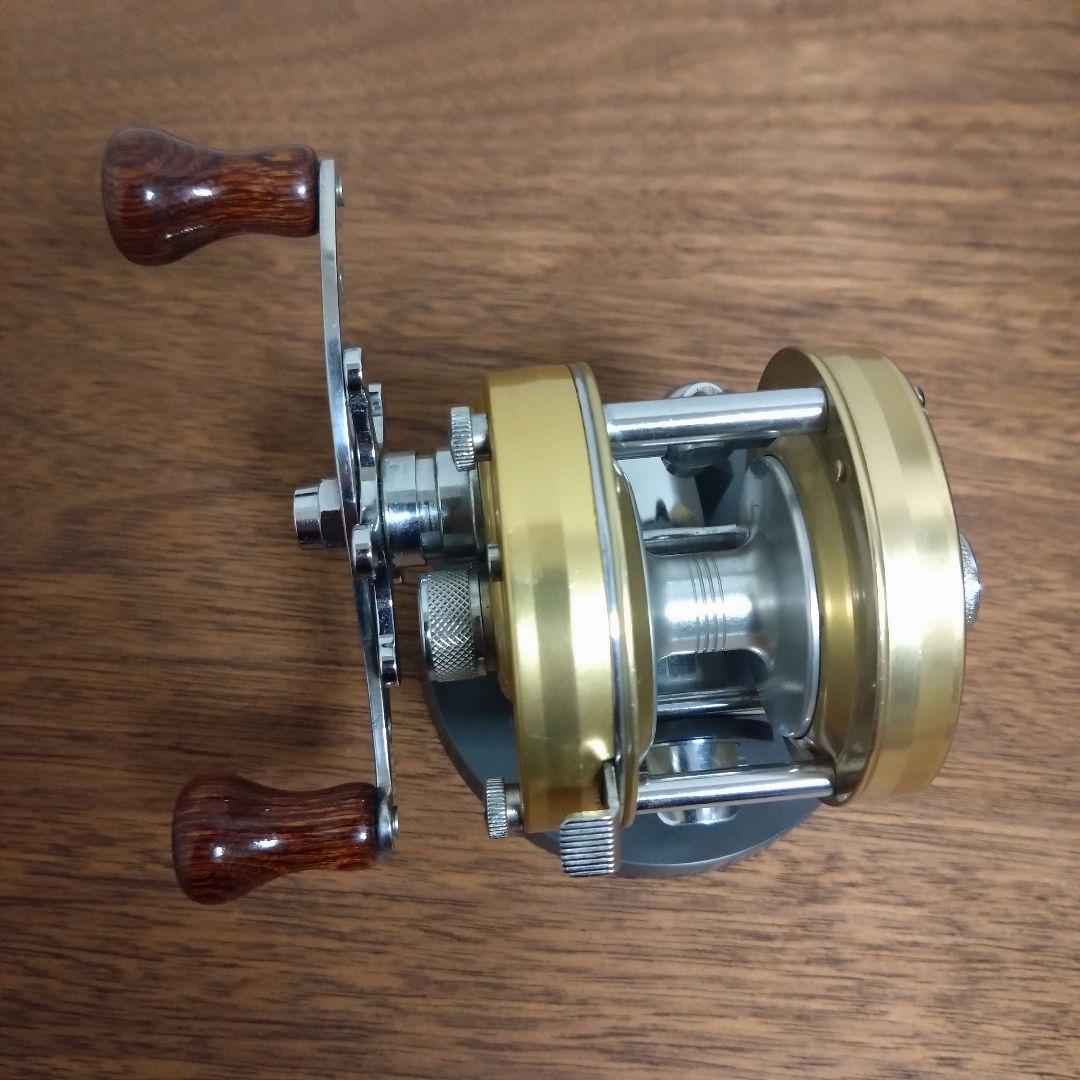 ABU アブガルシア アンバサダー 4501C クラシックゴールド 左巻き