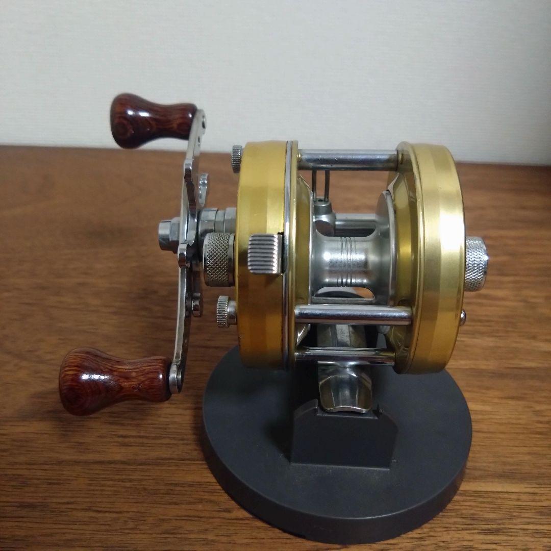 ABU アブガルシア アンバサダー 4501C クラシックゴールド 左巻き