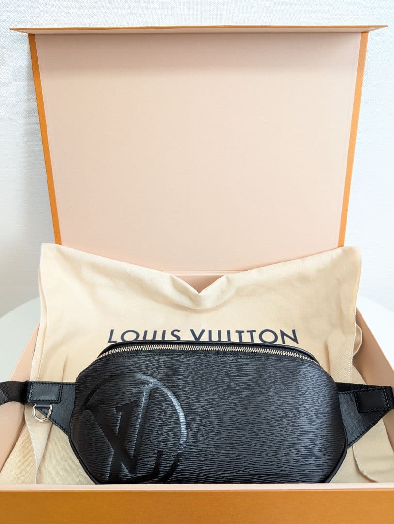 K*G様 ルイヴィトン M53300 エピライン サークル バムバッグ ブラック