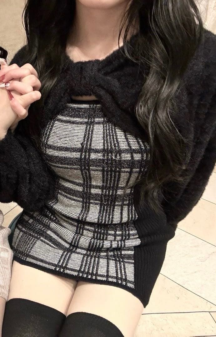 LIP SERVICE リボンフェザーアンサンブルニットワンピース　ブラック　黒