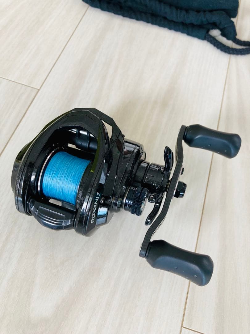 アブガルシア ロキサーニ 7 (ベイト)右巻き