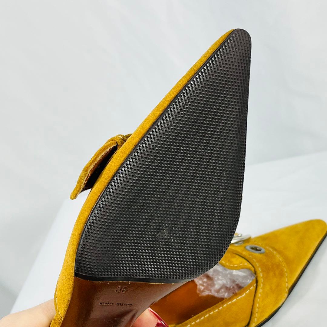 Prada プラダ　イエロー スエード ミュール スエードミュール