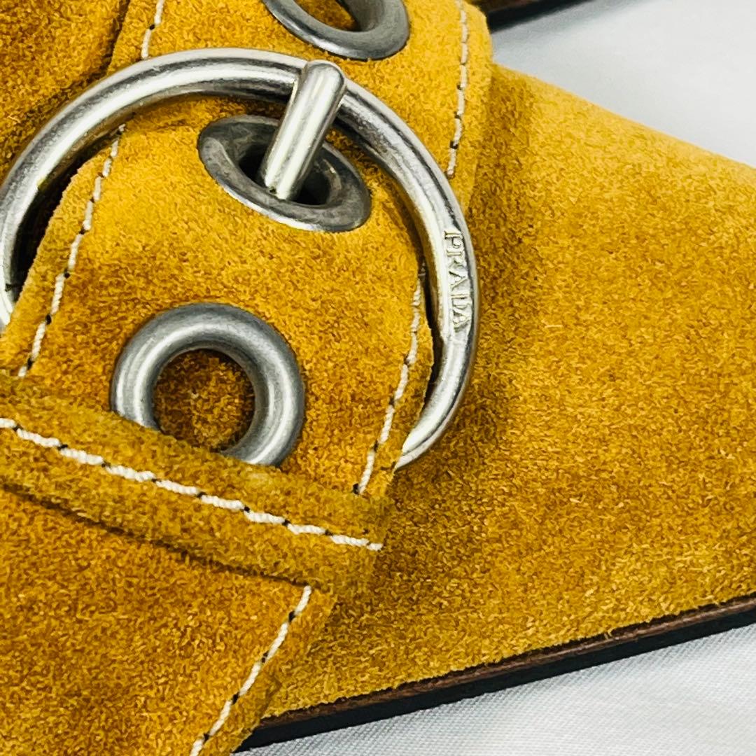 Prada プラダ　イエロー スエード ミュール スエードミュール