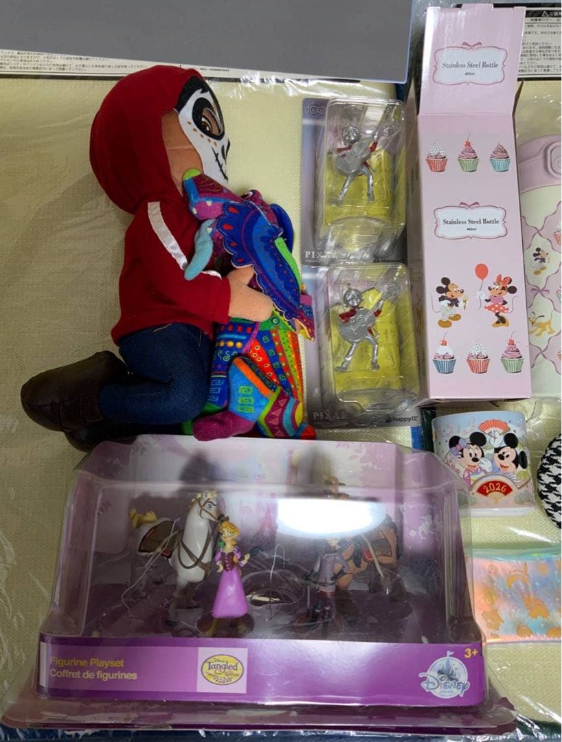 ディズニー　リメンバーミー　ラプンツェル　ベイマックス　カチューシャ　ぬいぐるみ