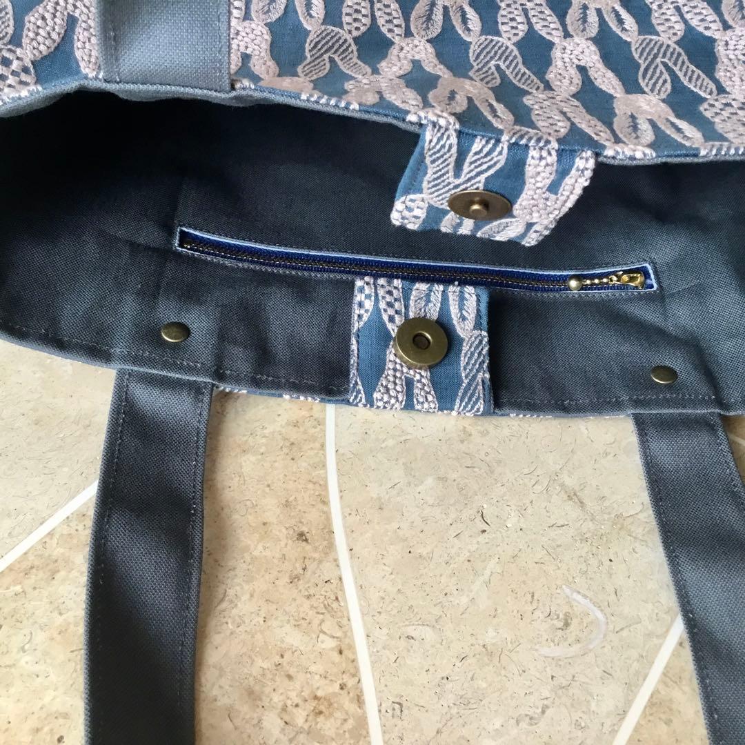 ミナペルホネンpomppiaブルー　大きめ肩掛けトートバッグ　ハンドメイド