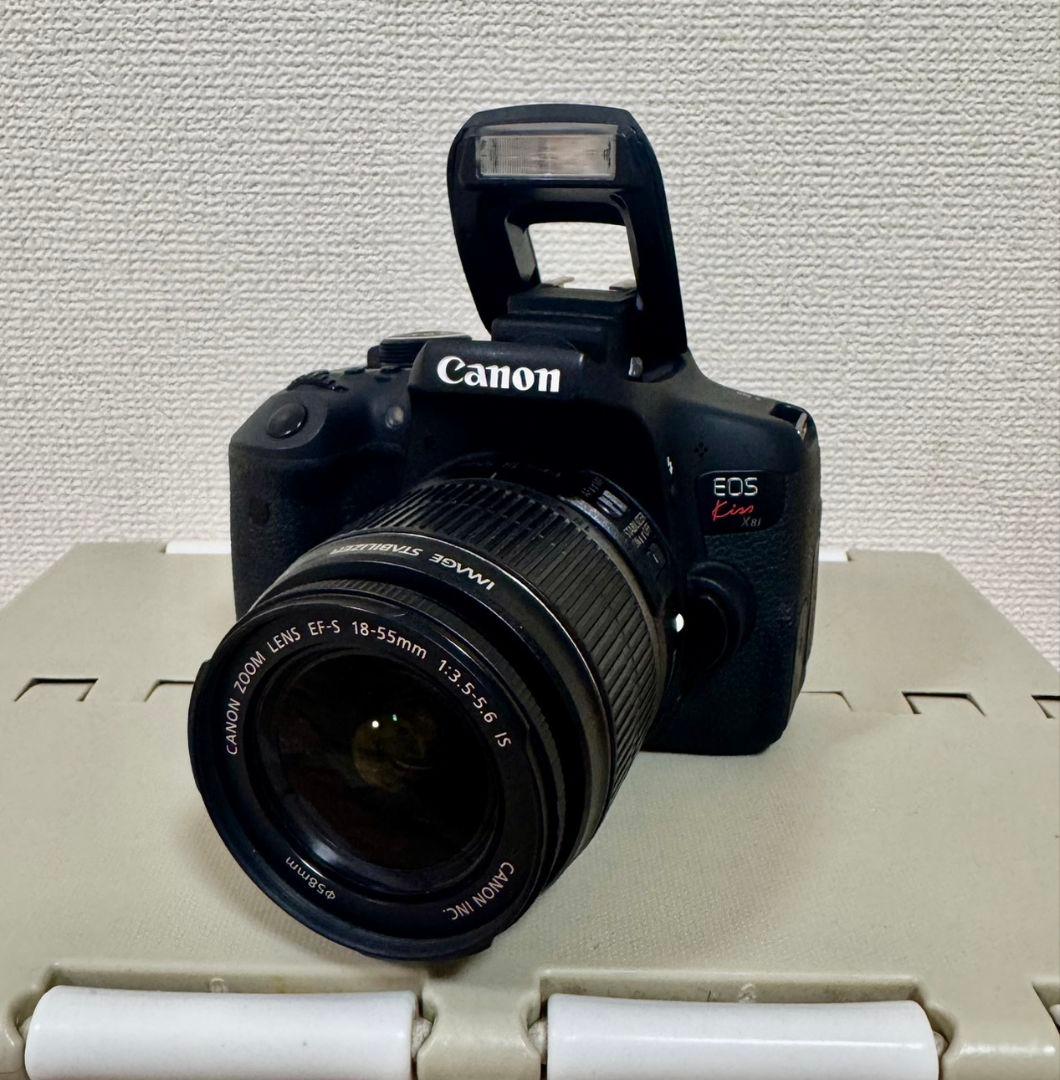 Canon EOS Kiss X8i 本体と付属品