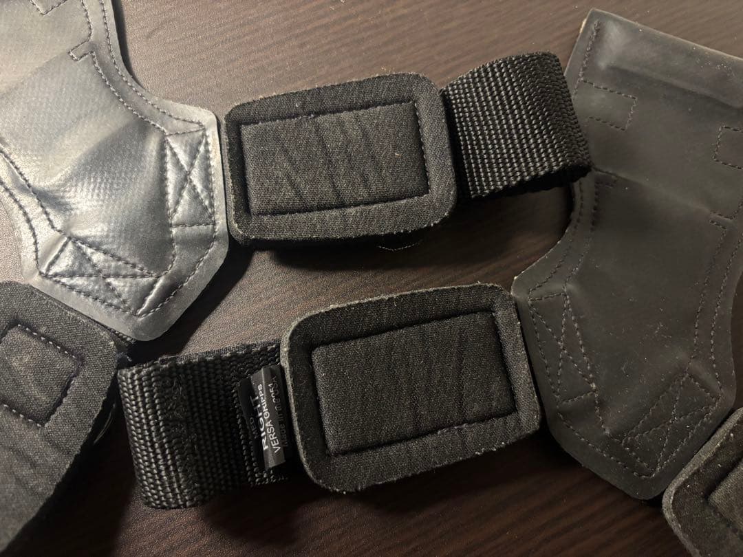 GOLD'S GYM VERSA GRIPPS 左右セット Mサイズ