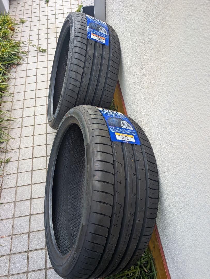 265/35R22 Zeetex 新品未使用　2本セット　SUV 推薦。