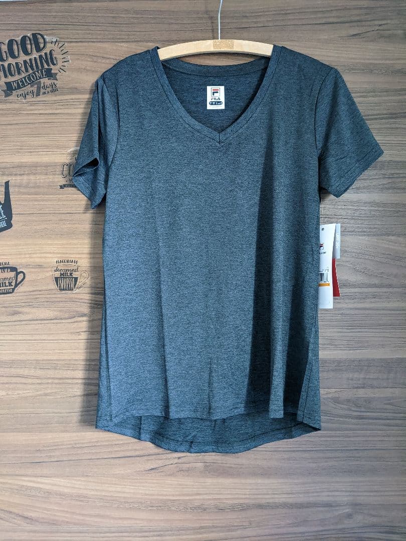 フィラ　FILA　テニスＭ〜Ｌサイズ　トップス　スコートセットで