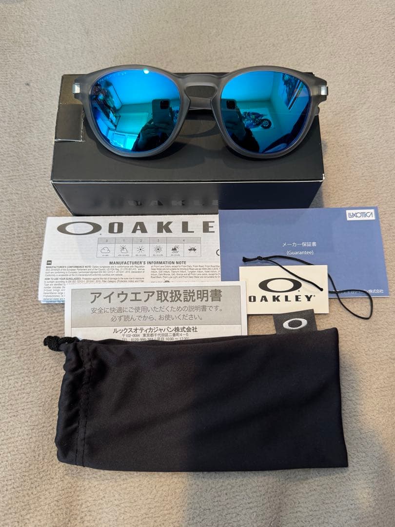 オークリー　サングラス　LATCH 009349 新品未使用