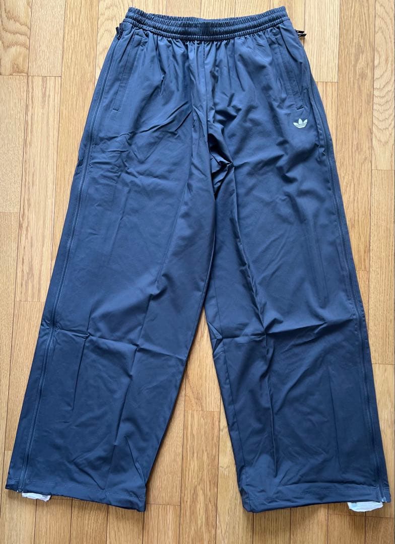 アディダス adidas 3ジップトラックパンツオリジナルス グレー