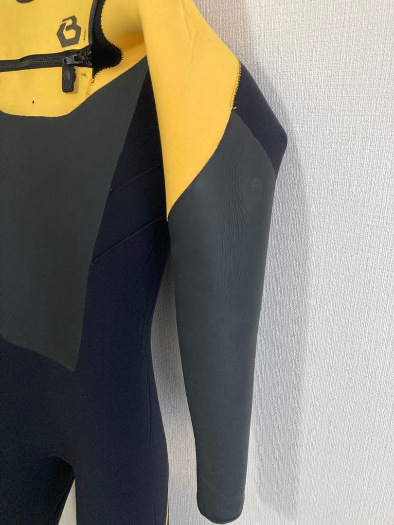 BEWETビーウェット5×3セミドライウエットスーツ