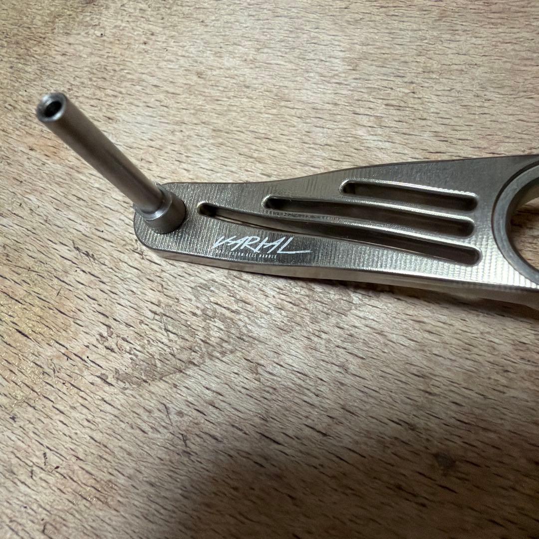 リール DRT VARIAL 110 silver