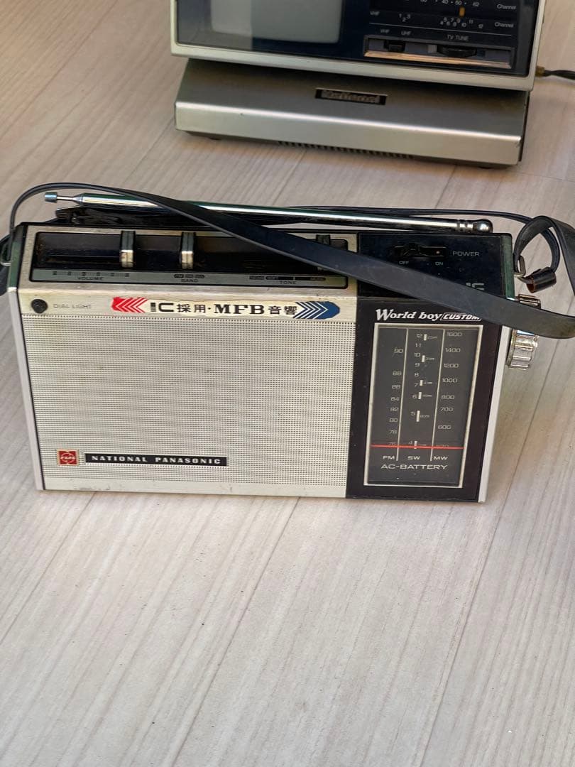 は*ん様 Nationalビンテージラジオ4台(ジャンク品)