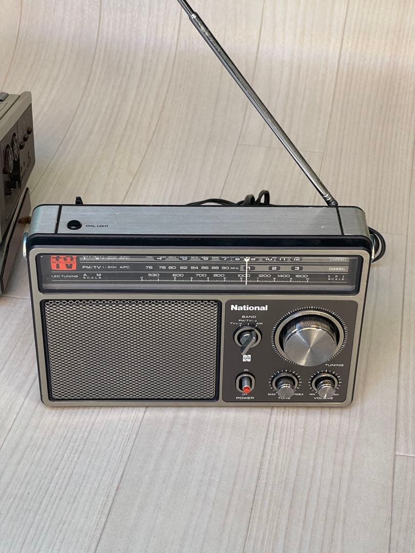 は*ん様 Nationalビンテージラジオ4台(ジャンク品)