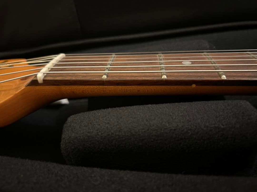 Squier FSR Classic Vibe 60s 限定カラー　ケース付