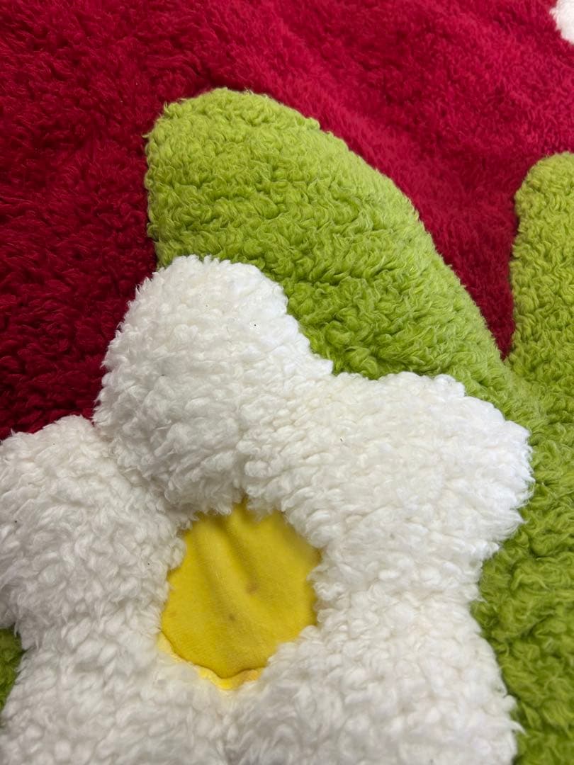 マザーガーデン 野いちご　クッション　ラグ　マット