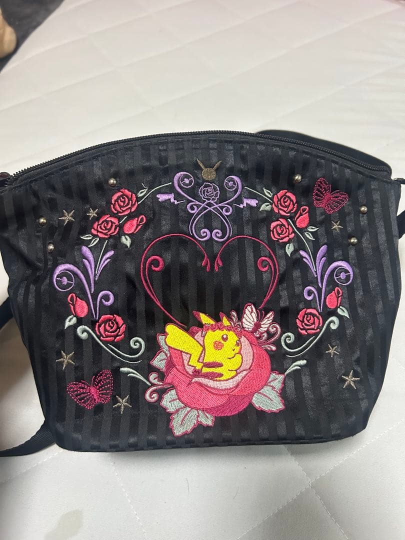 ポケモン ピカチュウ ANNA SUI