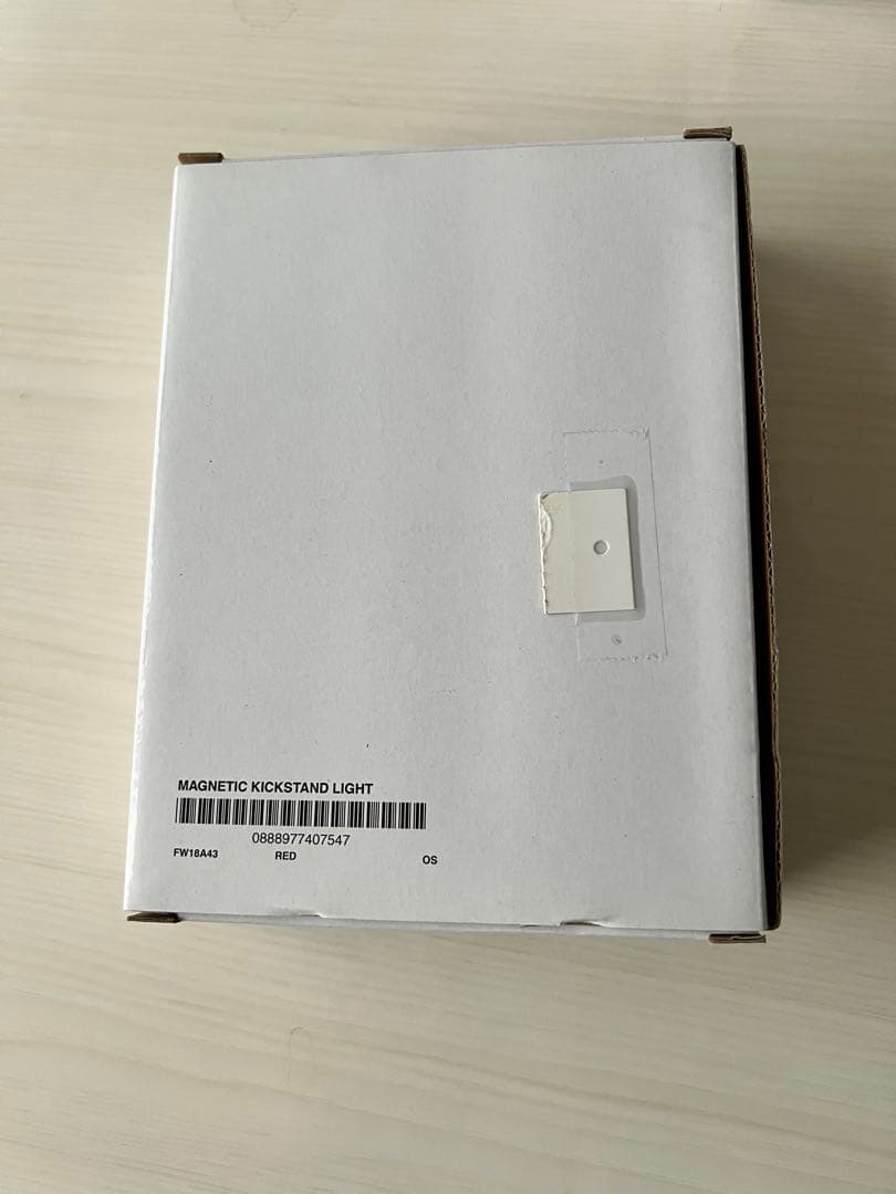 新品未開封品Supreme Magnetic Kickstand Light