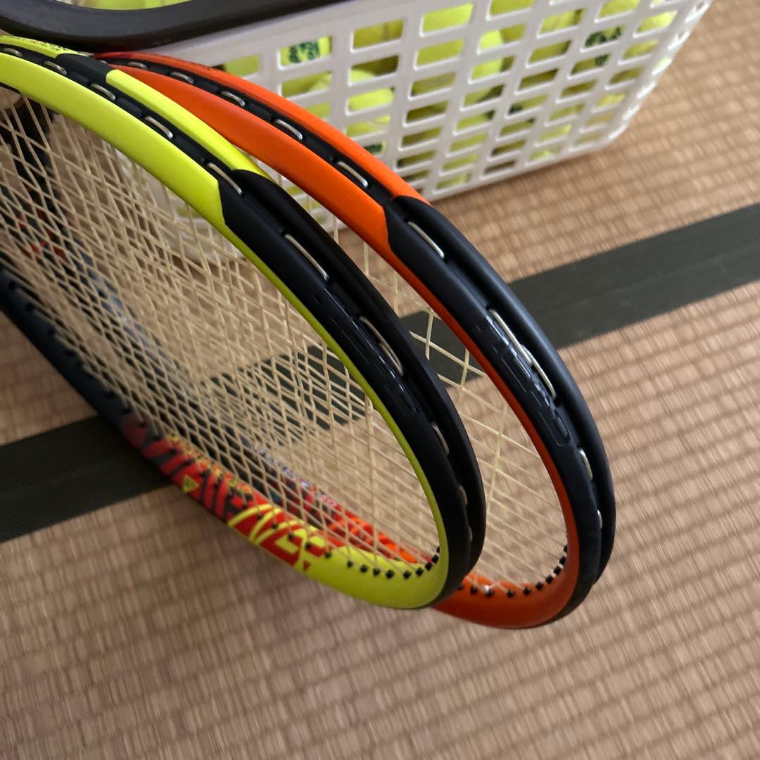 テニスラケット、ケース、ボール