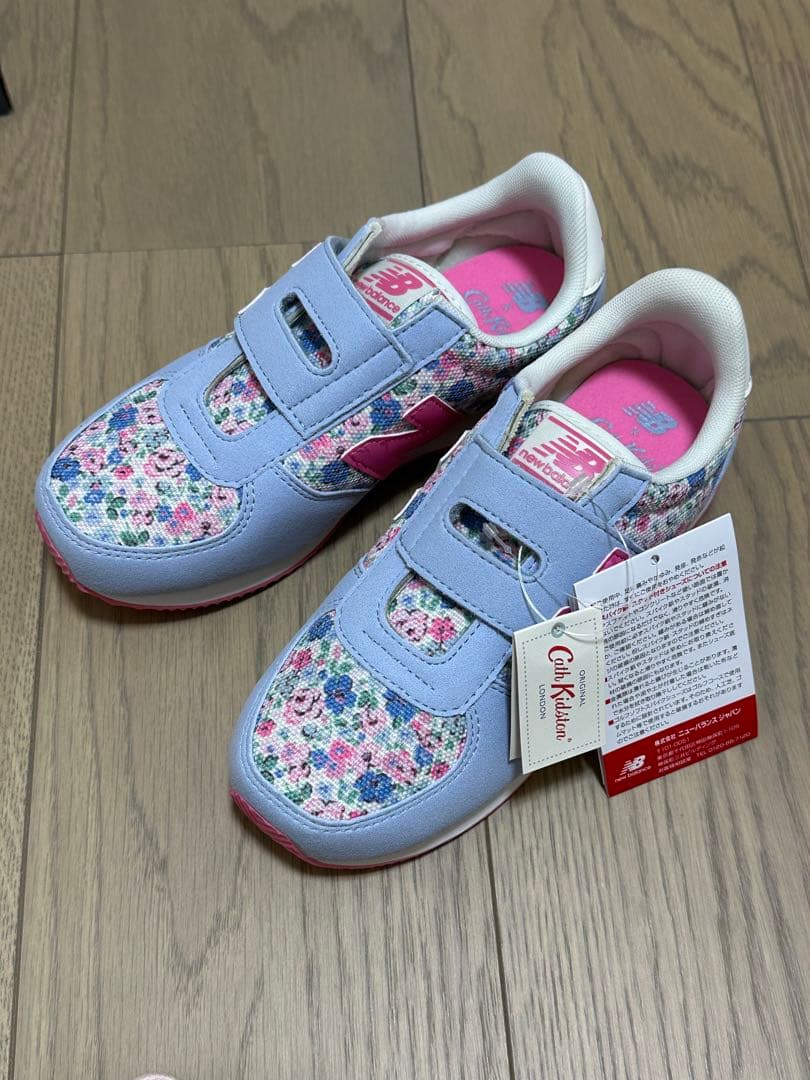 新品　箱付　ニューバランス×キャス キッドソン　キッズスニーカー　21cm