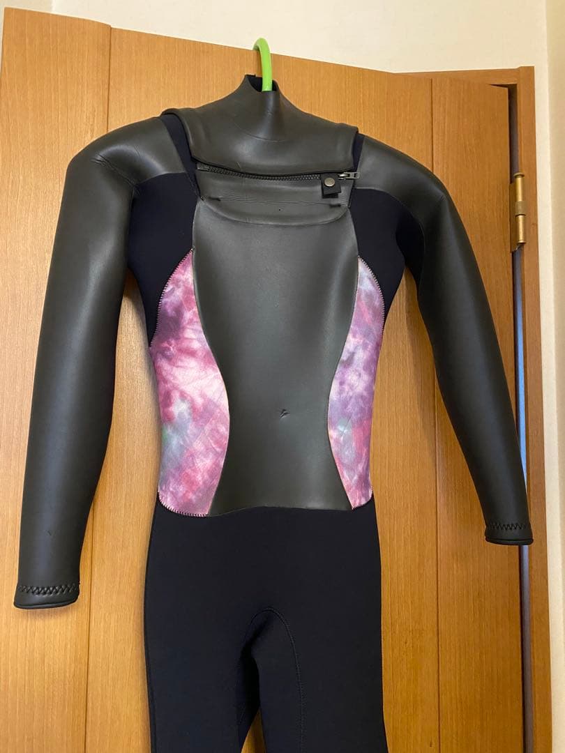 レディースウェットスーツ