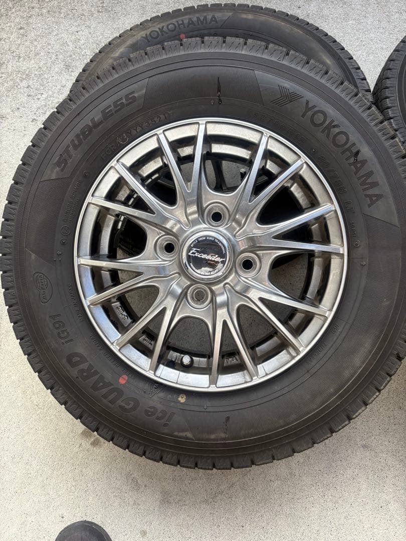 エブリィスタッドレスタイヤ 　145R12 ホイール4本セット送料込み！