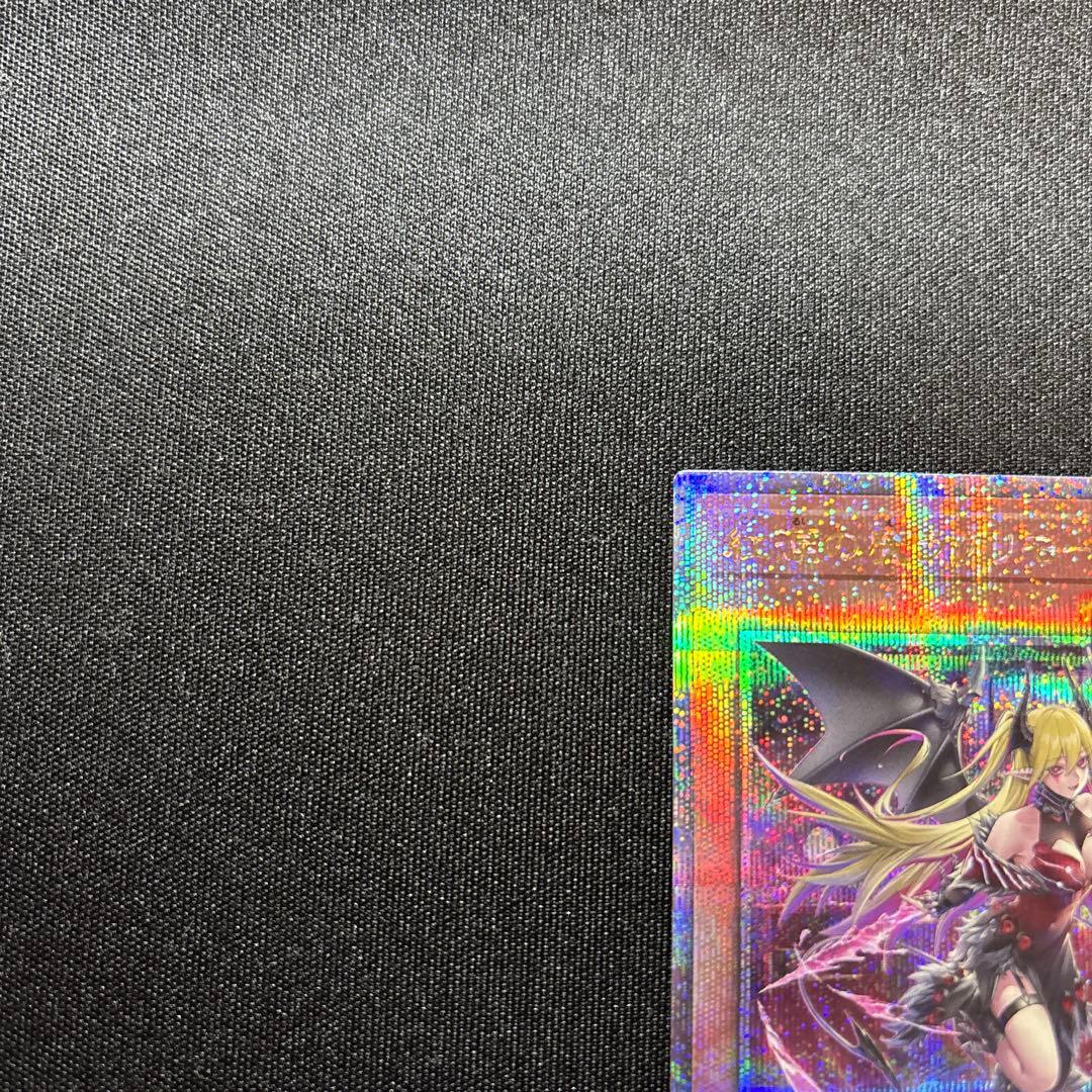 遊戯王　紅涙の魔ラクリモーサ 25thシークレット