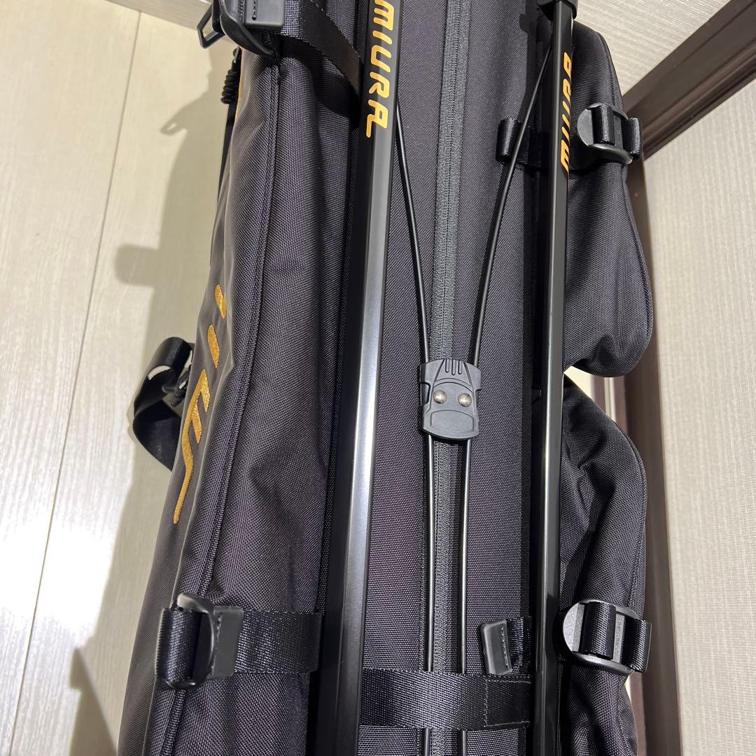 美品 MIURA ゴルフ キャディバッグ ブラック×ゴールド　三浦技研