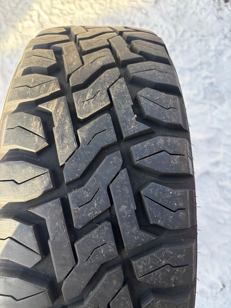 OPEN COUNTRY R/T 215 65 R16 バリ溝　1本①