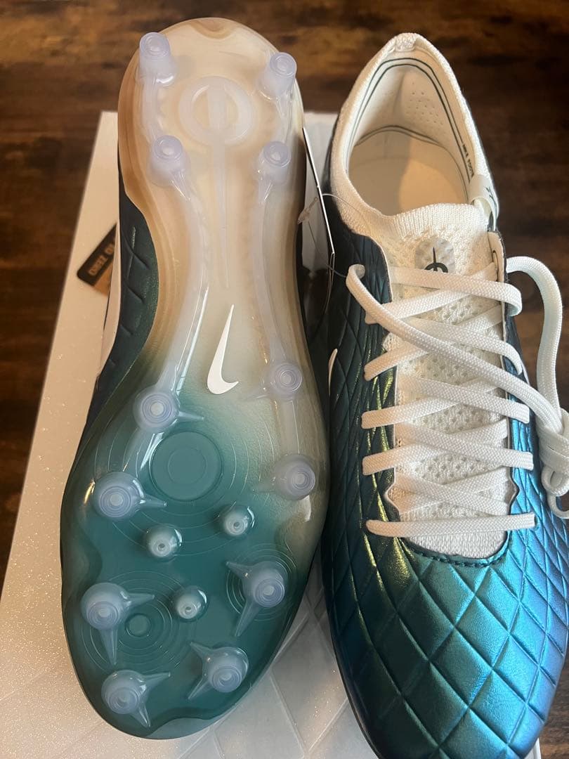 ナイキ　ティエンポ30周年モデル　最終値下げ