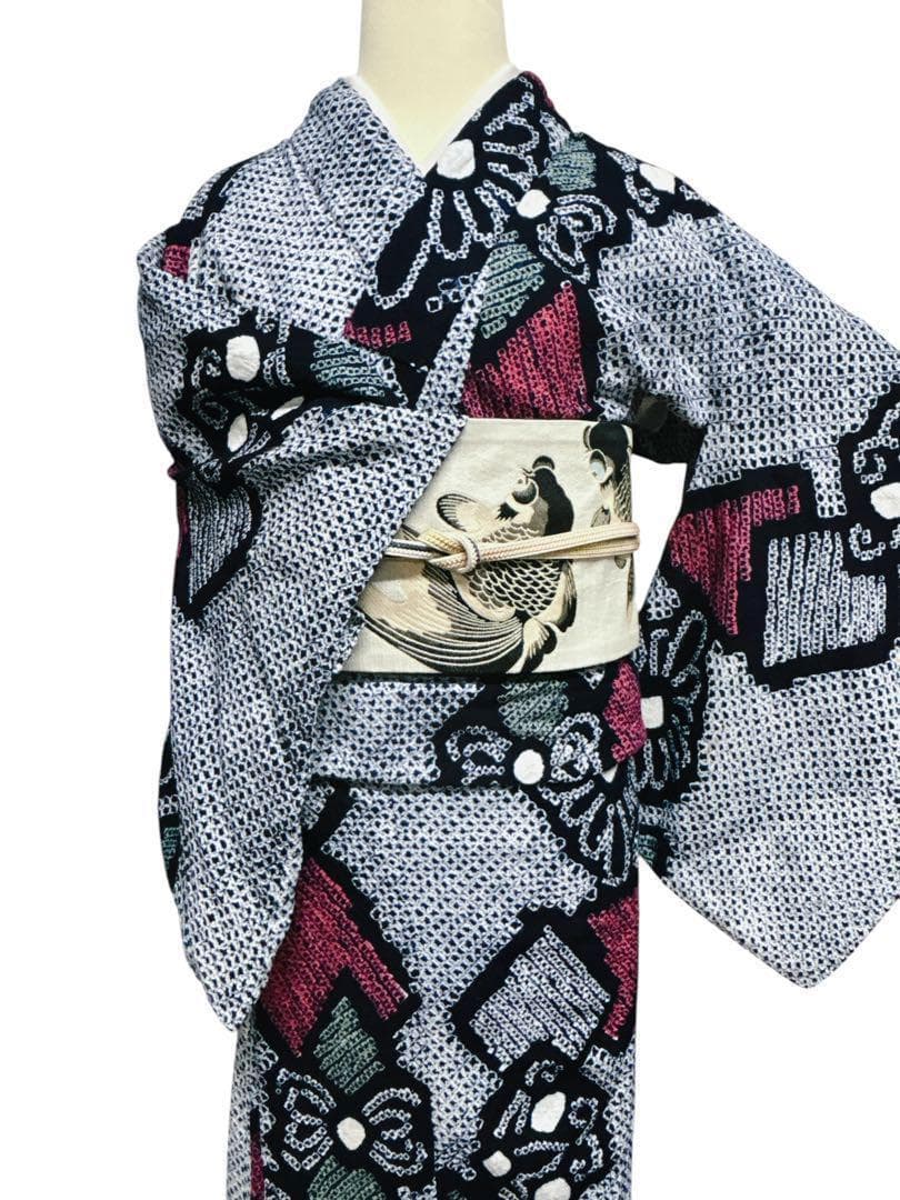 A28 有松鳴海絞り 高級浴衣 花模様　紺青