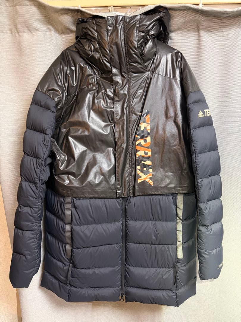 TERREX ダウンジャケット ブラック