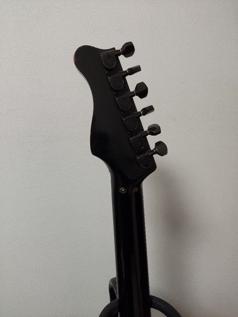 Valley arts M Series 初期型　日本製　ルカサーピックガード