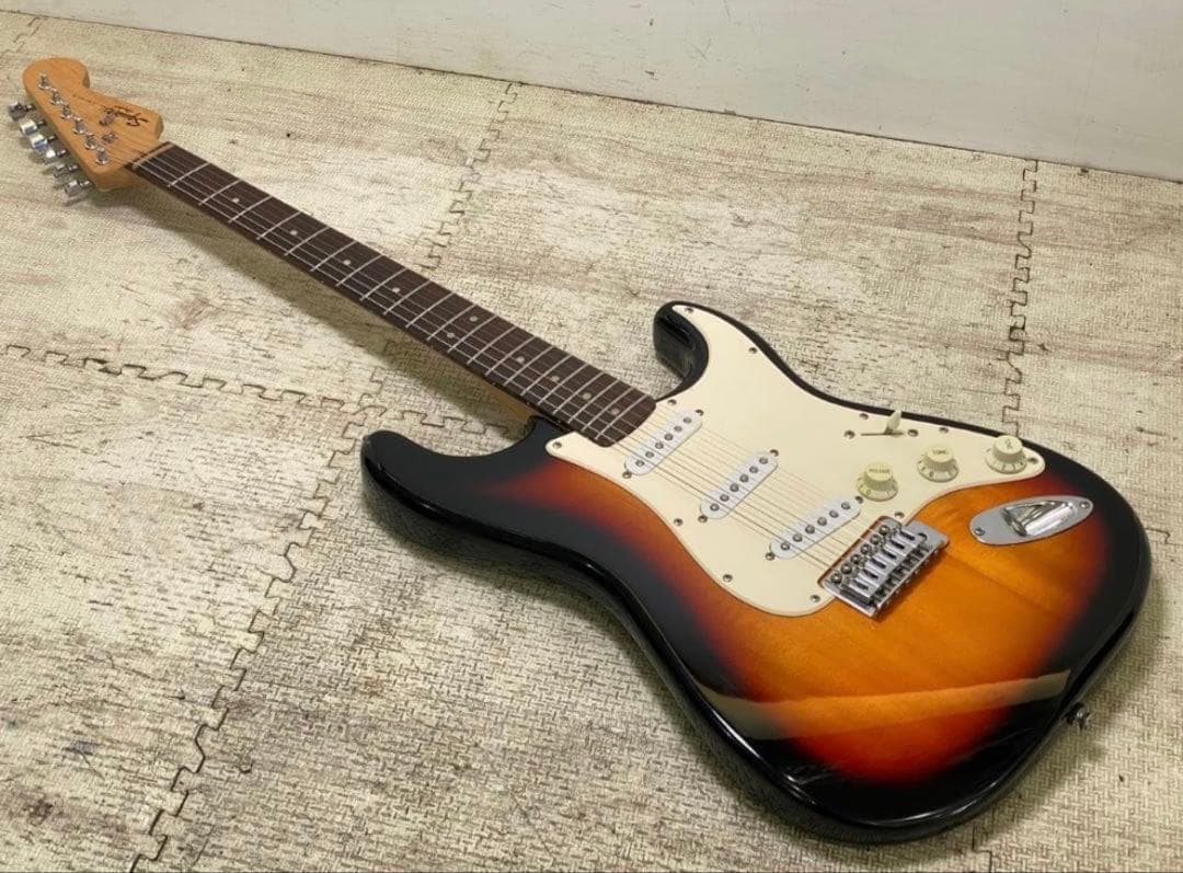 Squier Bullet Strat ストラトキャスター