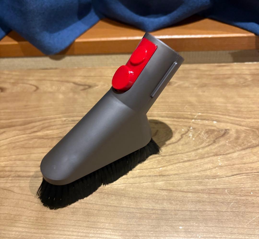 アタッチメント多数付属！細部まで洗浄済！#Dyson #V10 ハンドクリーナー