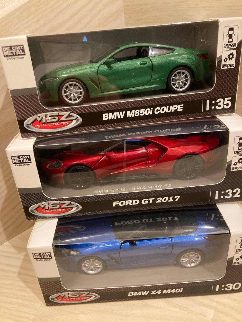 ミニカー  M850i COUPE, FORD GT 2017, Z4 M40i