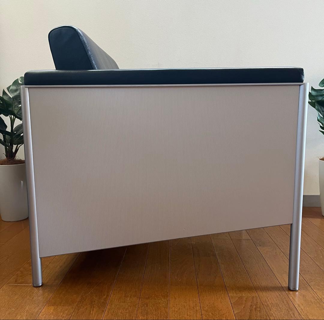 イトーキ　MEZZO ラウンジチェア　② 本革　21万 モダン シングルソファ