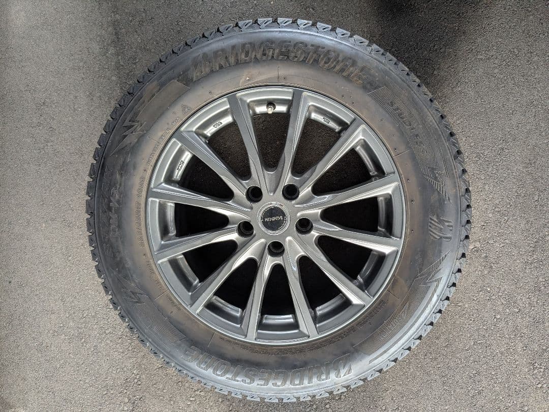Z*ー様 2023年製　ブリジストン　DM-V3 225/65R17